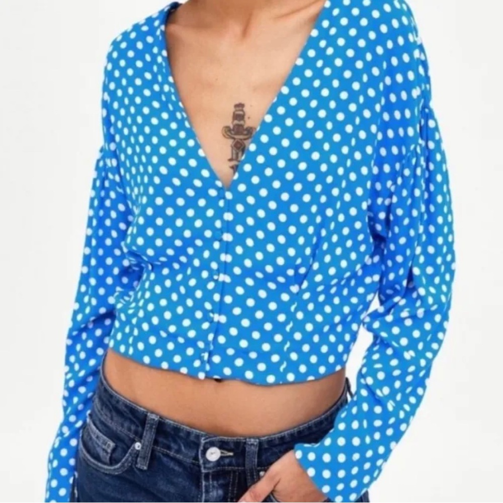 Zara Trafaluc Blue And White Polka Dot Long Sleeve Crop Top